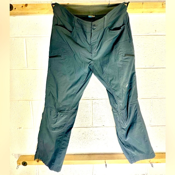 Eddie Bauer First Ascent Men’s Pants - Size 33x30 - Gray - Picture 1 of 7
